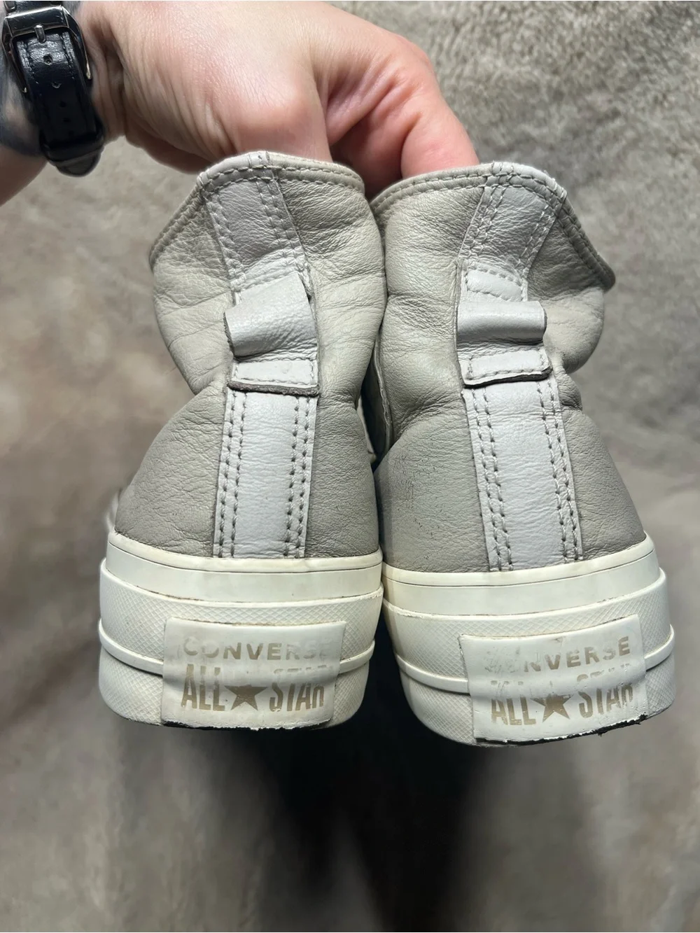 Converse women’s platform size 7.5